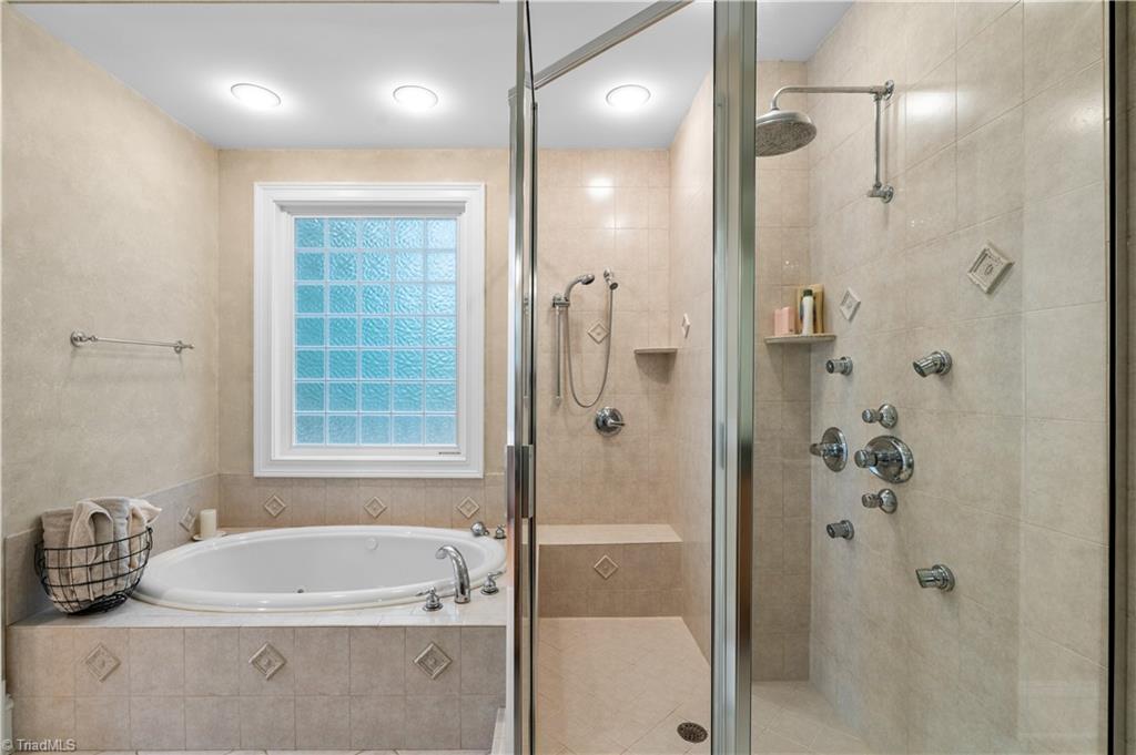 344 Lake Point Lane Property Photo 22