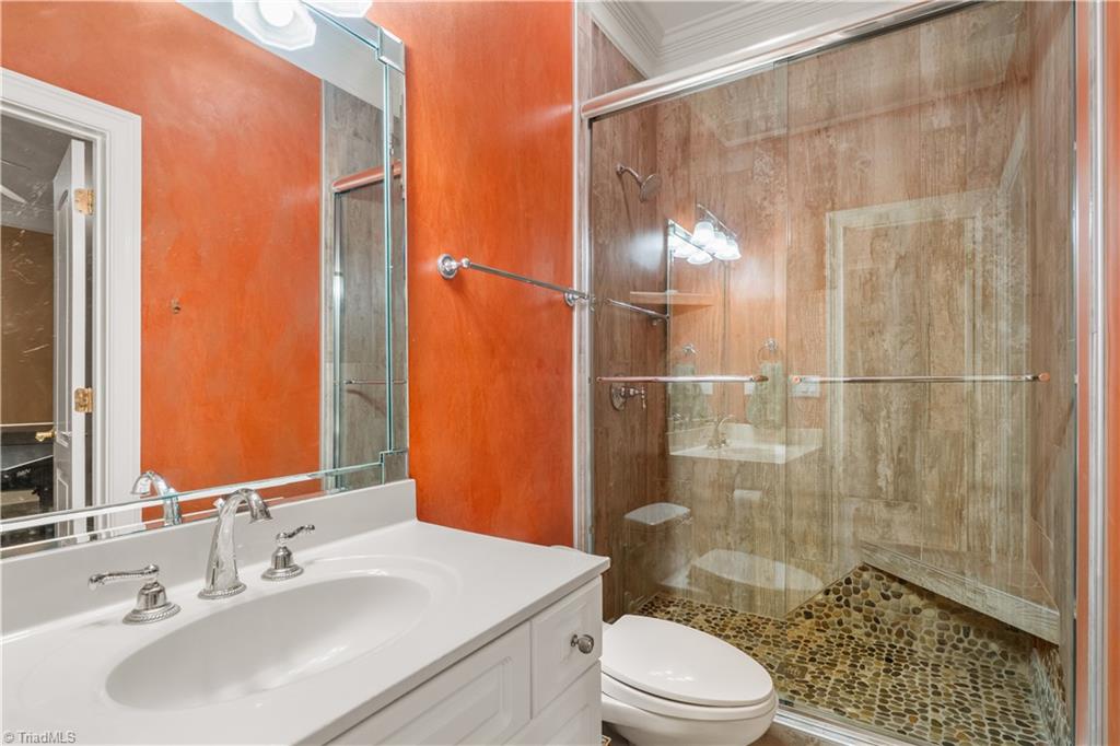 344 Lake Point Lane Property Photo 41