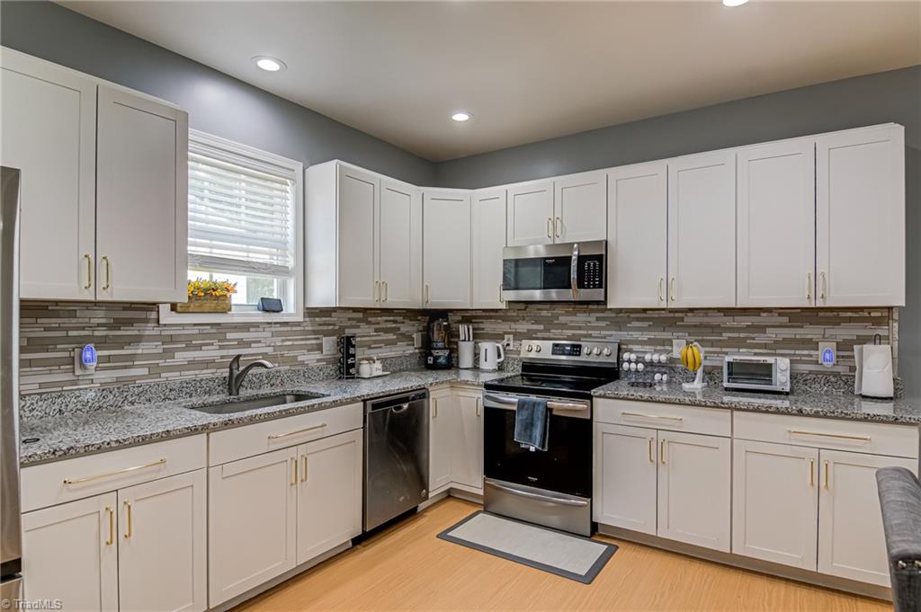 5035 Scenic Drive Property Photo 15