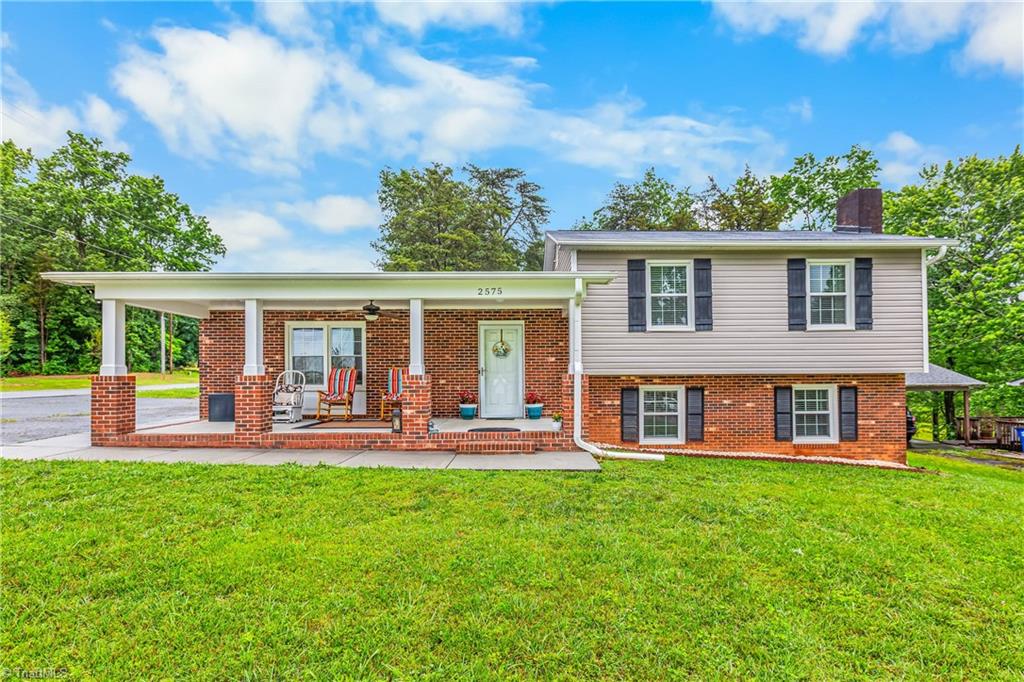 2575 Wood Valley Road Property Photo 1