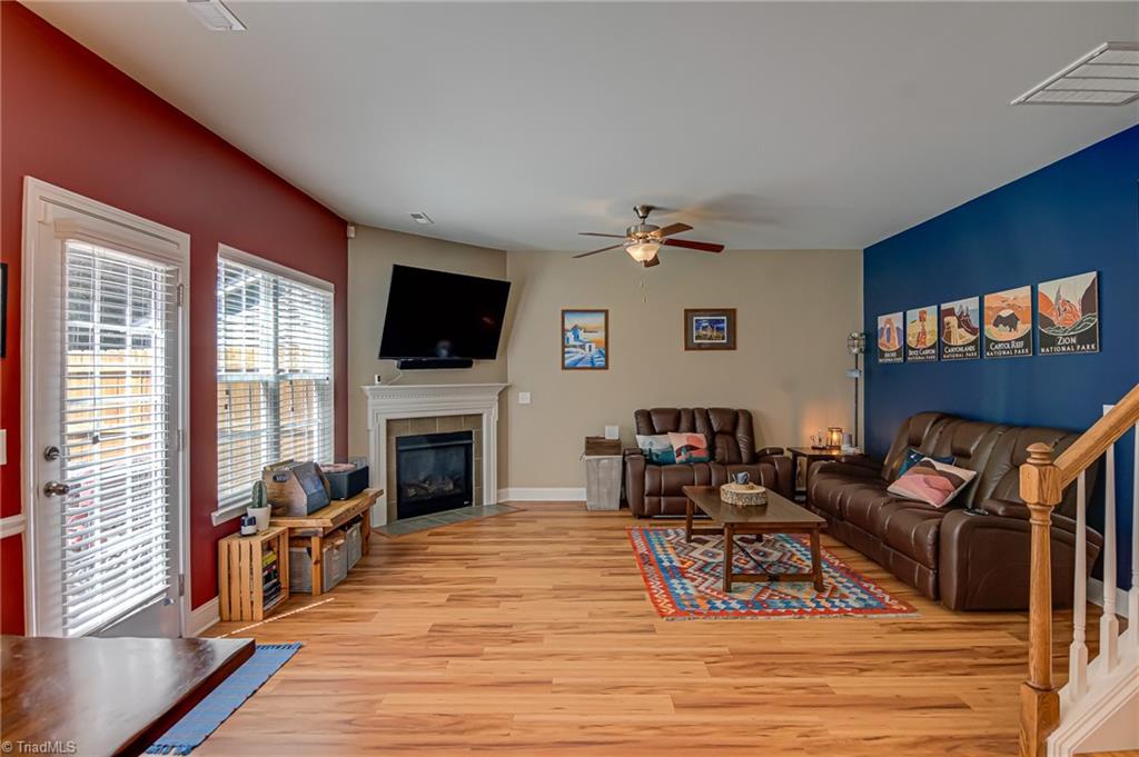 4548 River Gate Drive Property Photo 3
