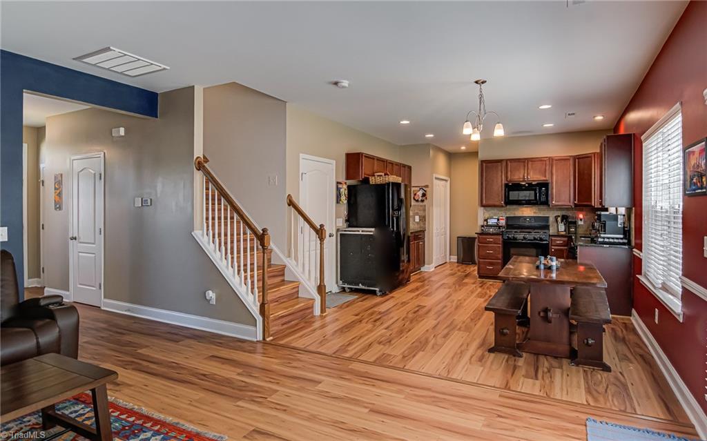 4548 River Gate Drive Property Photo 5