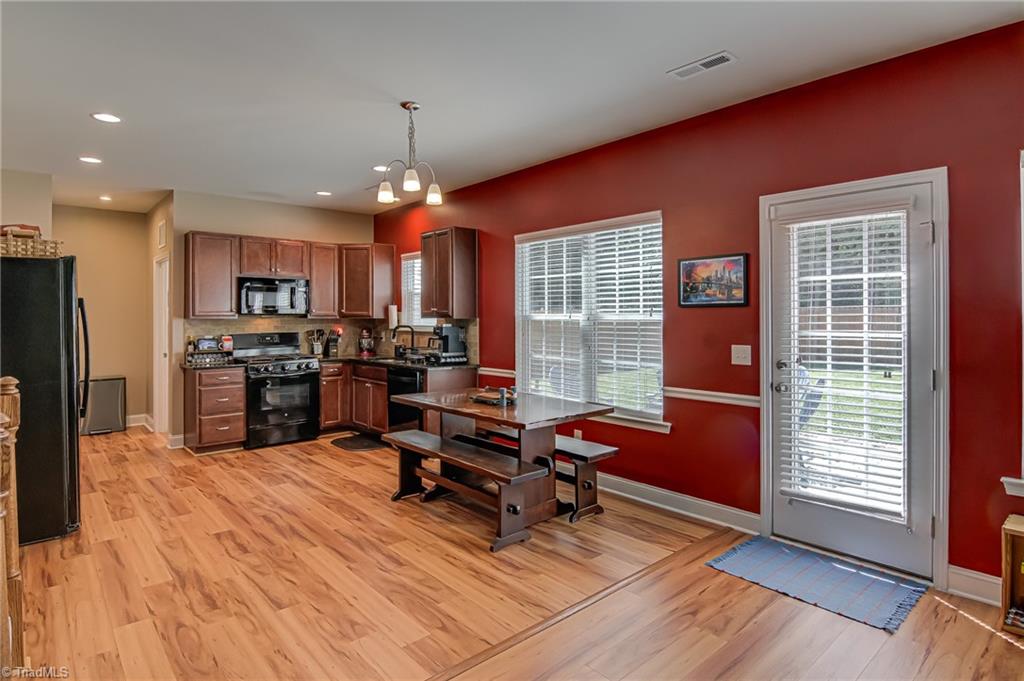 4548 River Gate Drive Property Photo 7