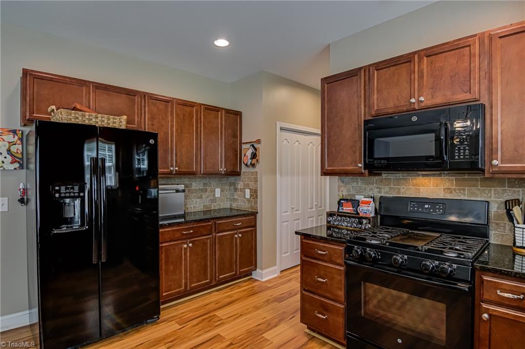 4548 River Gate Drive Property Photo 11
