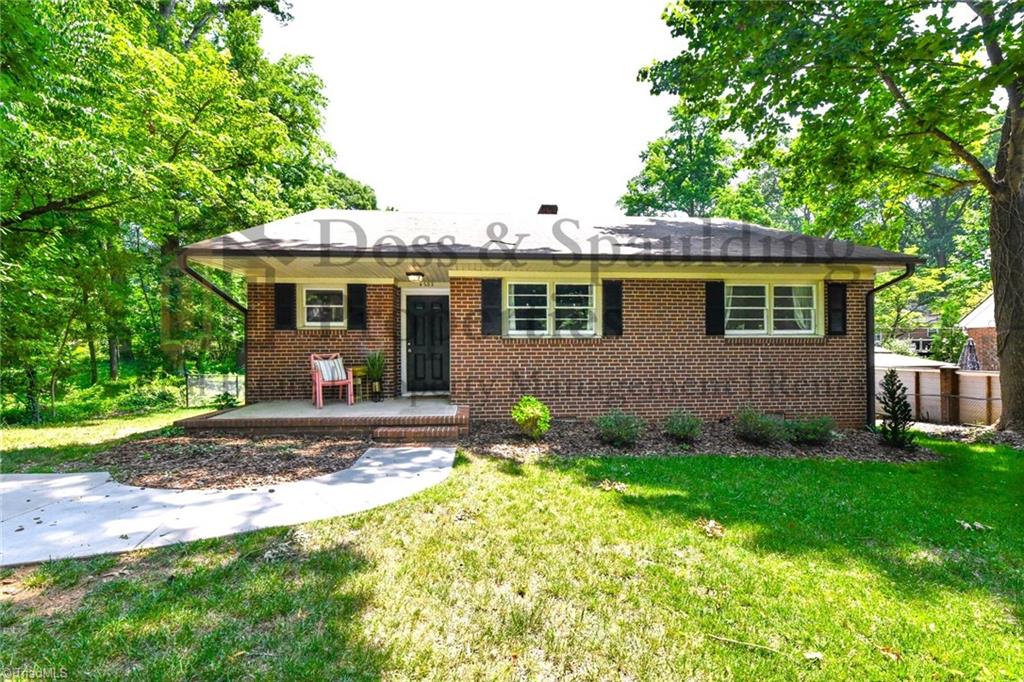 4202 Henderson Road Property Photo 1