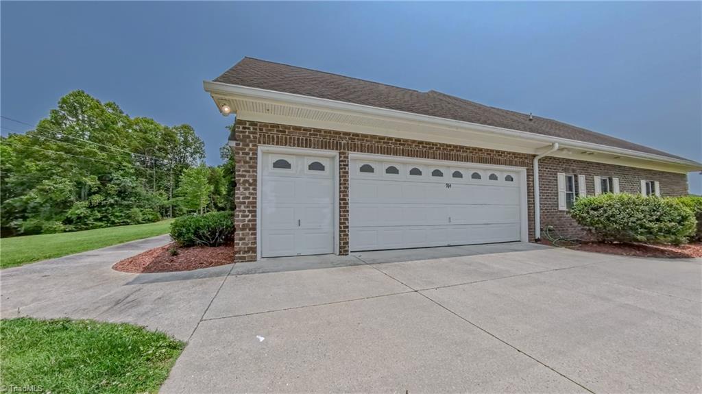 914 Bethlehem Church Road Property Photo 2