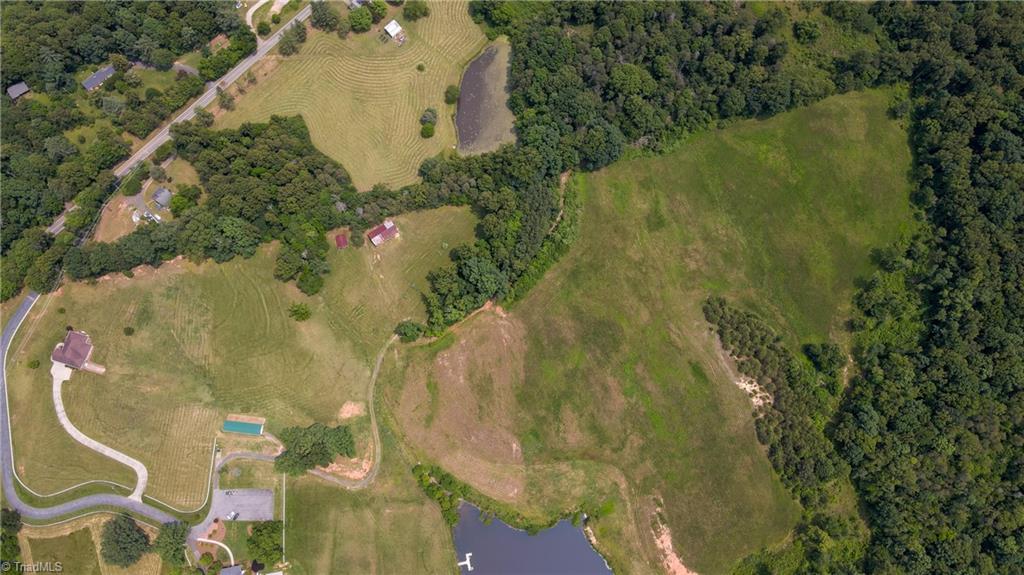 914 Bethlehem Church Road Property Photo 8