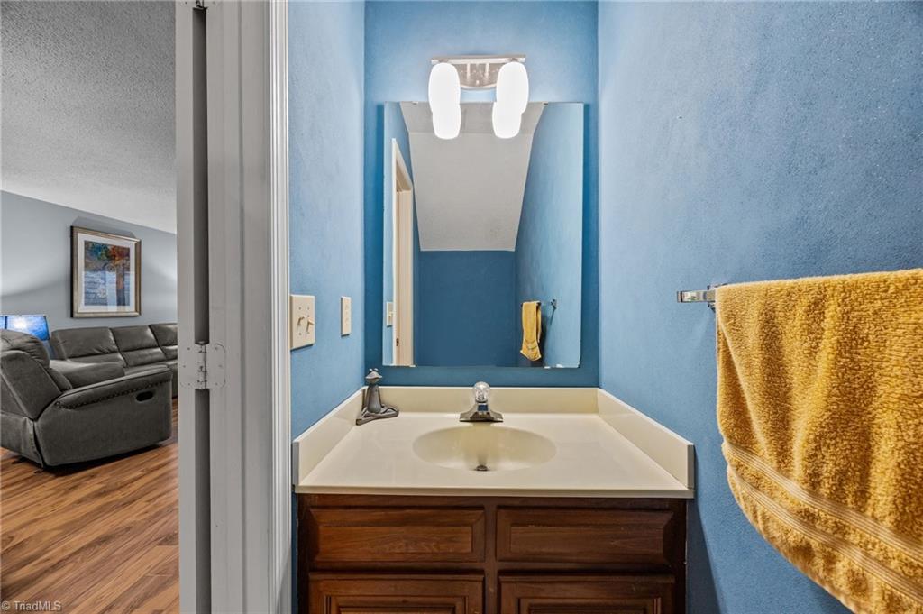 1105 Yellowbell Place Property Photo 20