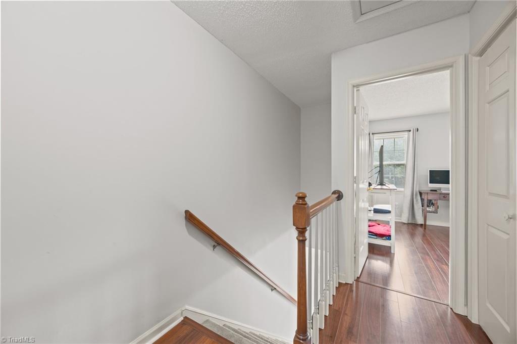 1105 Yellowbell Place Property Photo 22