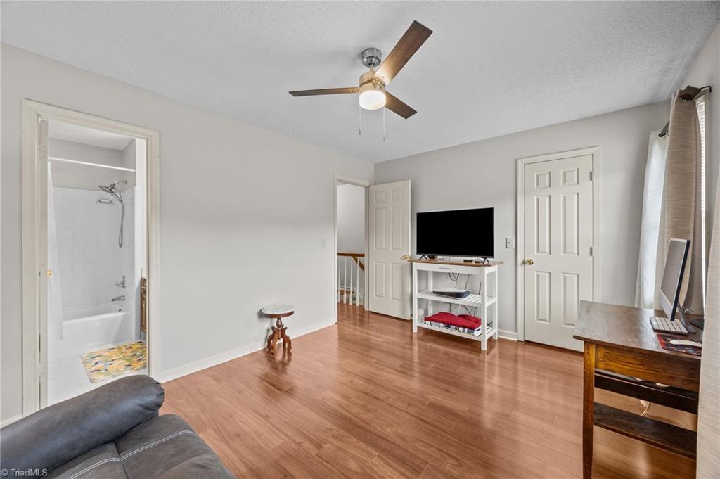 1105 Yellowbell Place Property Photo 30