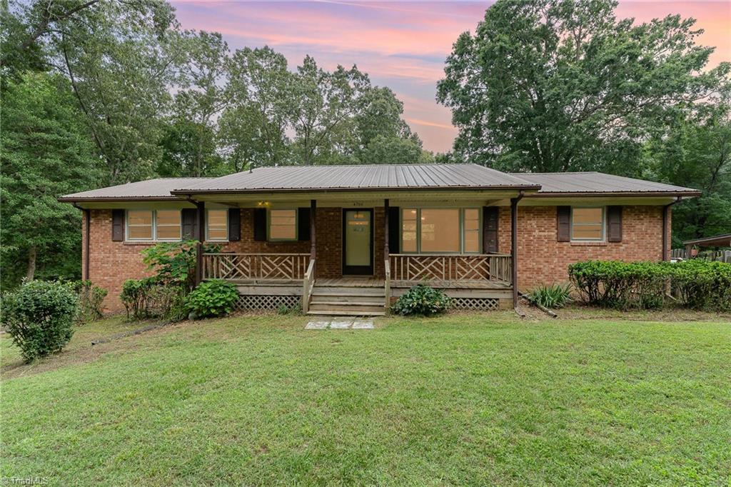 4700 Raven Drive Property Photo 1