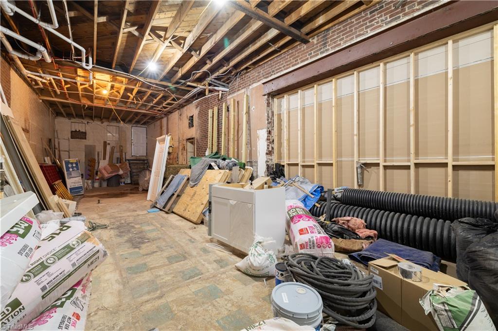 641 Washington Street Property Photo 24