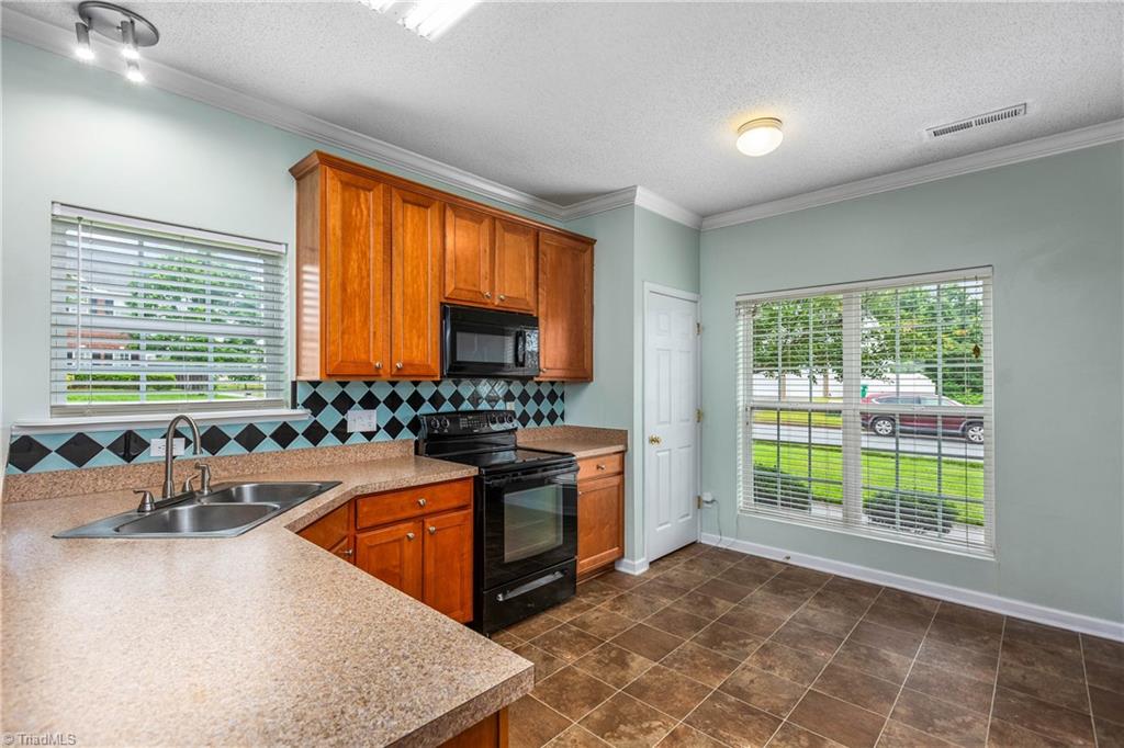 4339 Alderny Place Property Photo 15