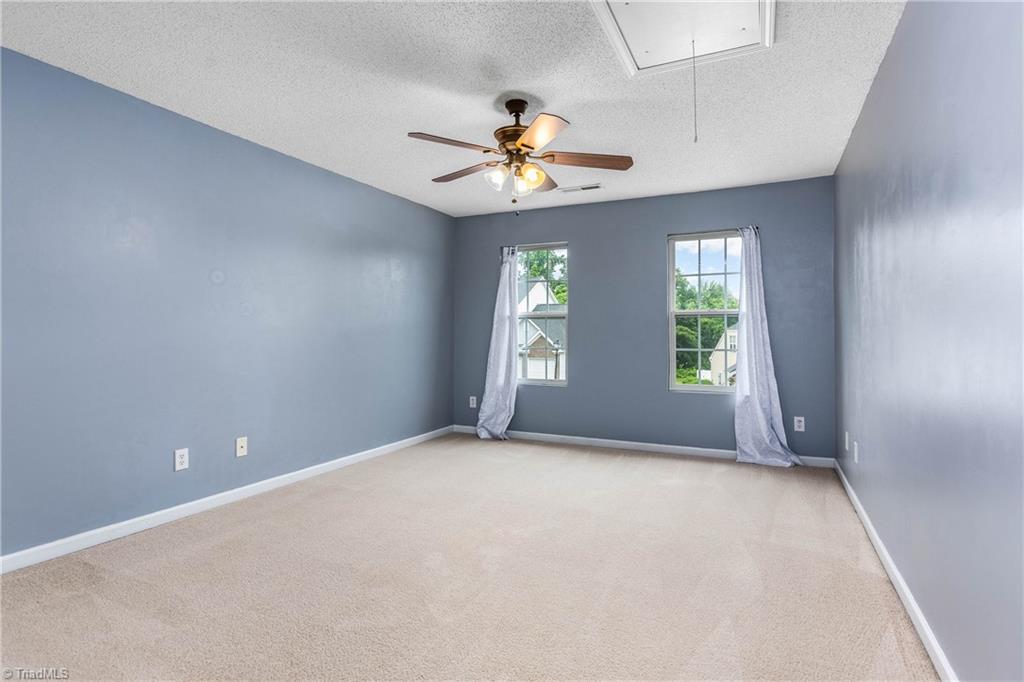 4339 Alderny Place Property Photo 29