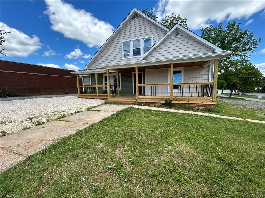 237 E Main Street Property Photo 1