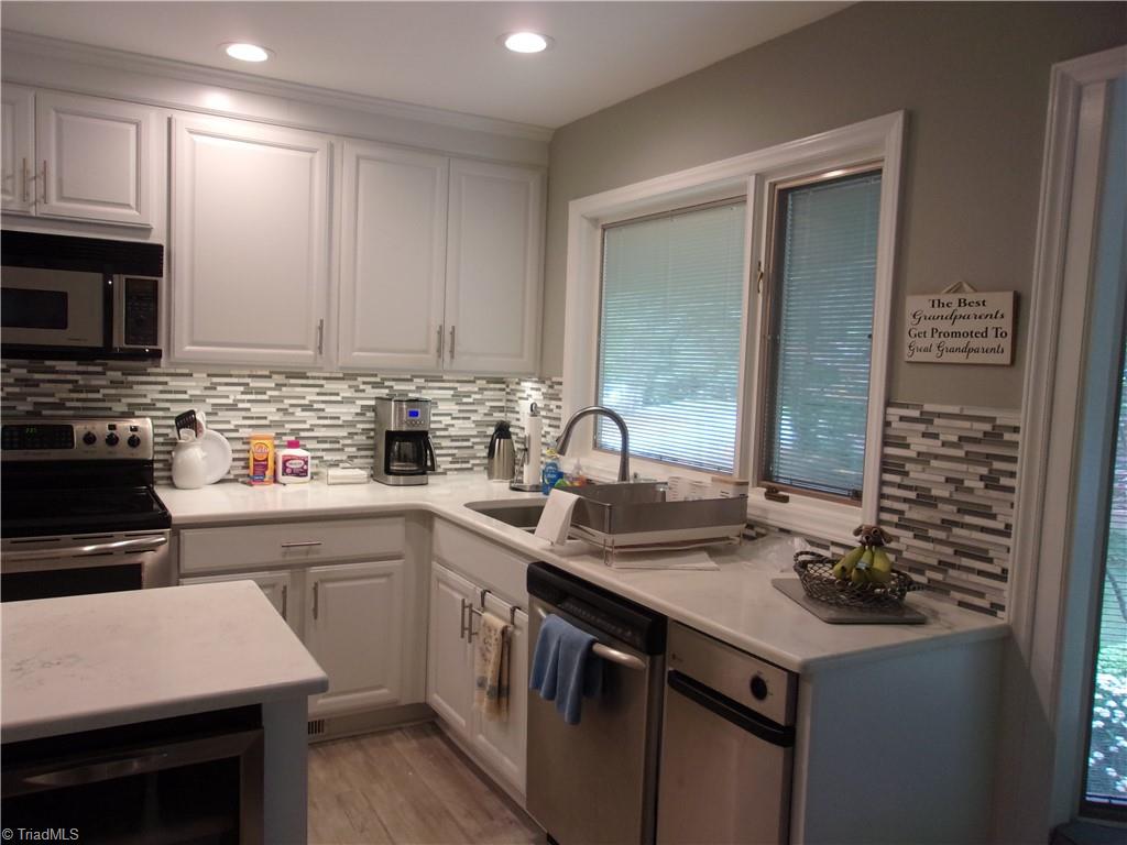 1935-c Eastchester Drive Property Photo 4