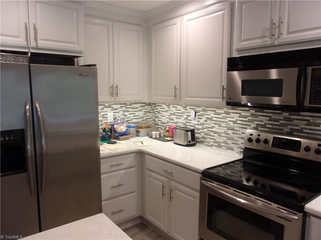 1935-c Eastchester Drive Property Photo 7