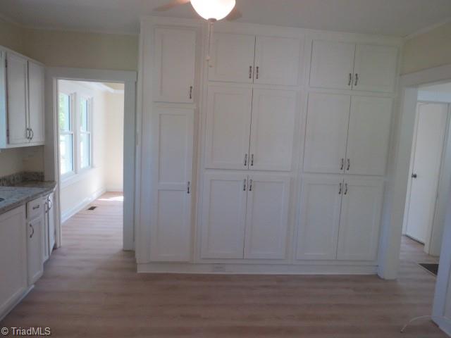 736 Country Club Drive Property Photo 6