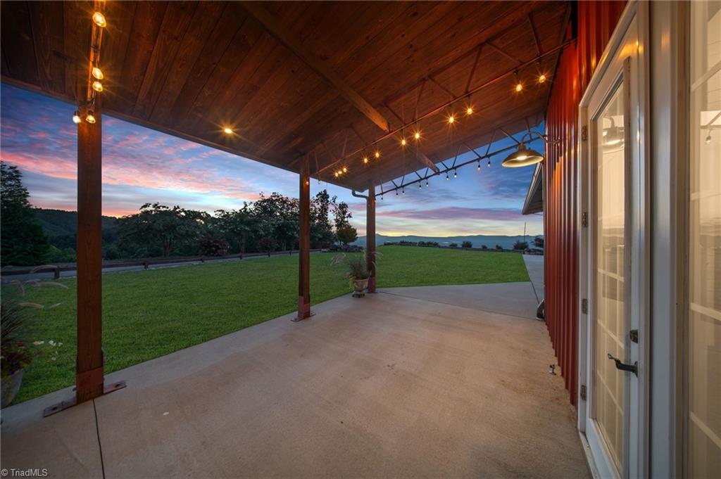6572 Burkemont Road Property Photo 6