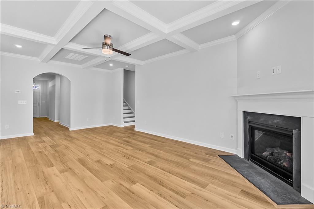 297 Yarrow Drive Property Photo 6