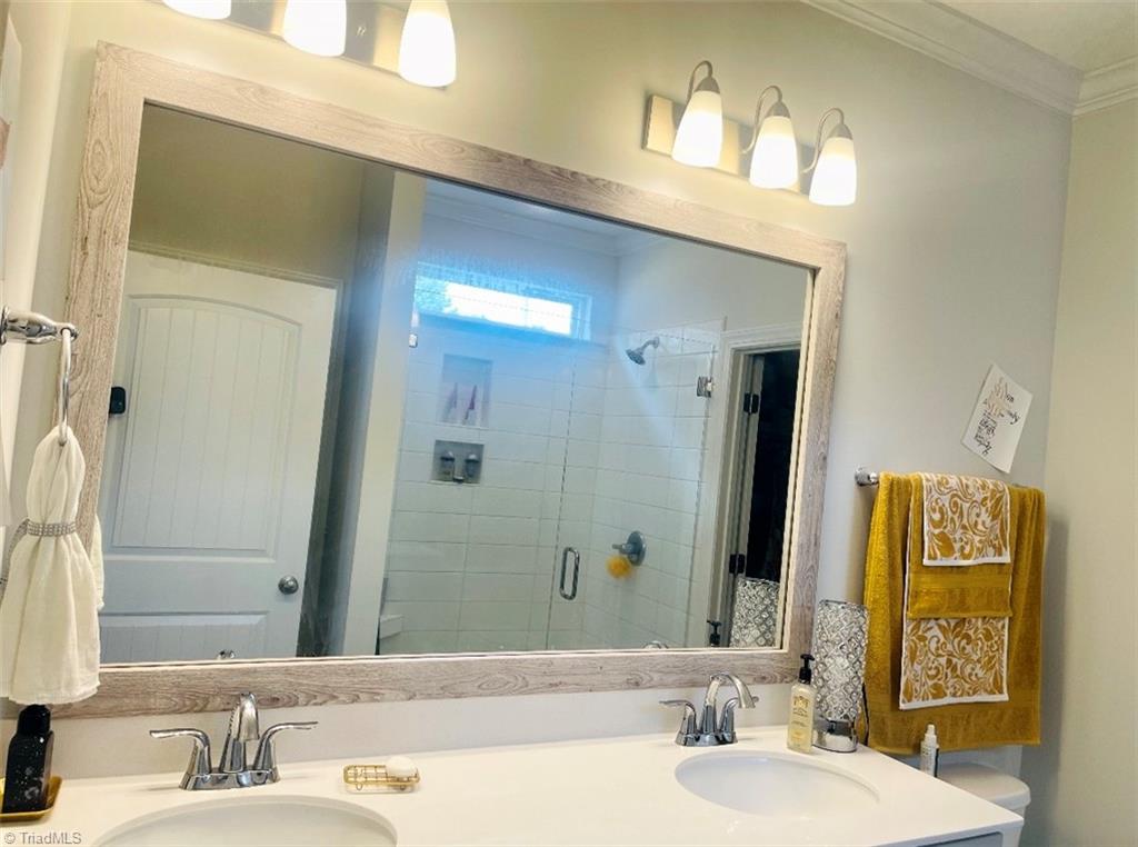12 Freemont Court Property Photo 23