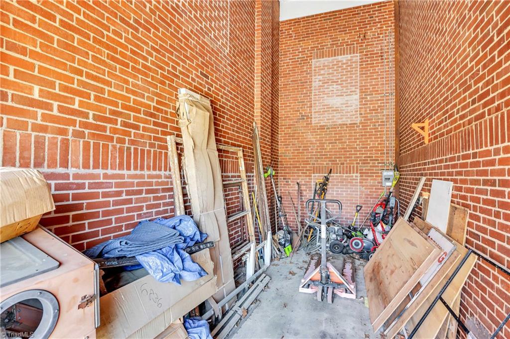 217 E Aiken Road Property Photo 37