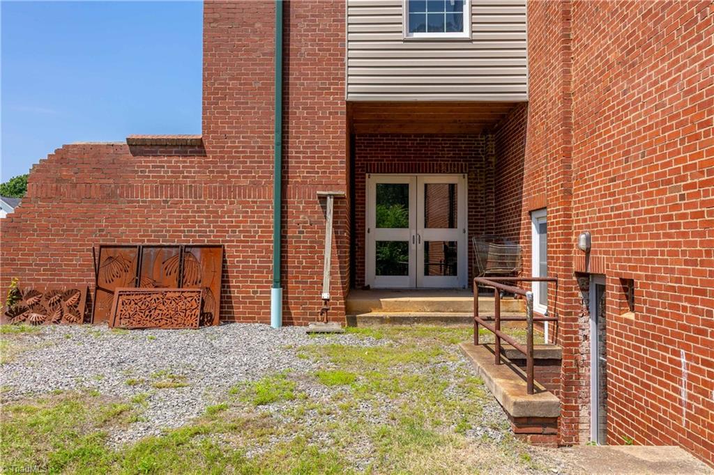 217 E Aiken Road Property Photo 43