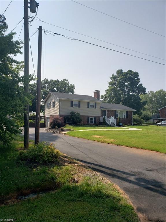 5735 Phelps Circle Property Photo 1