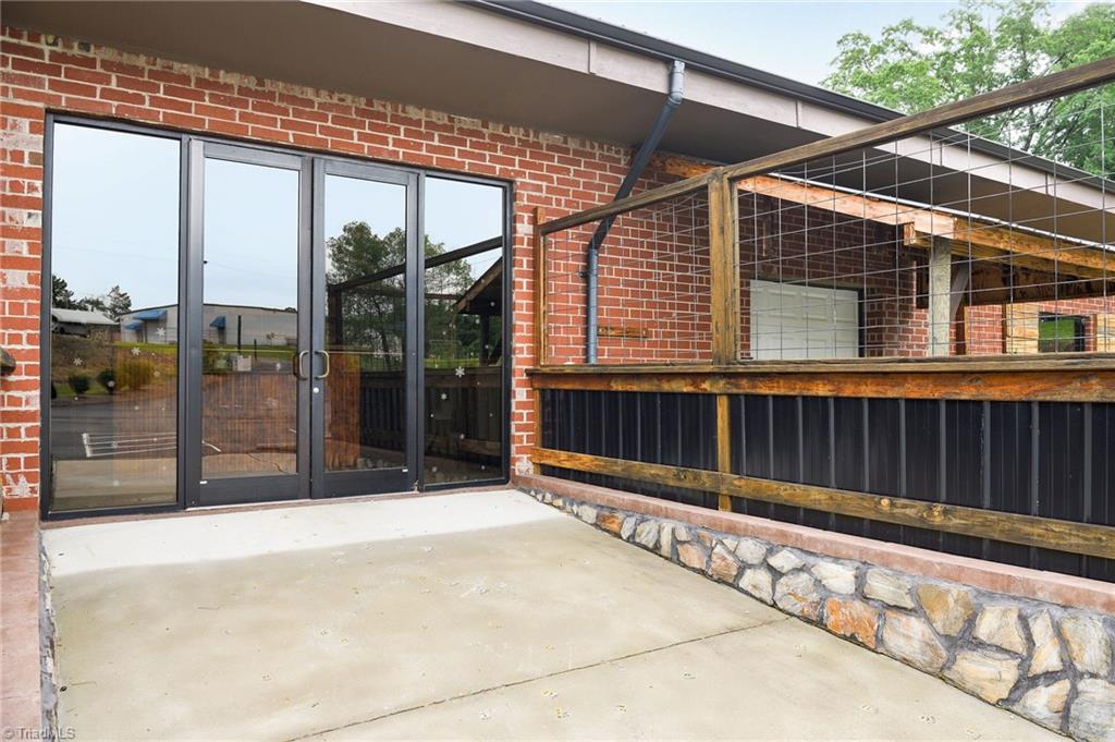 156 Cecil Street Property Photo 3