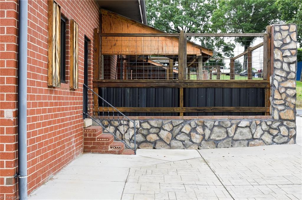 156 Cecil Street Property Photo 4