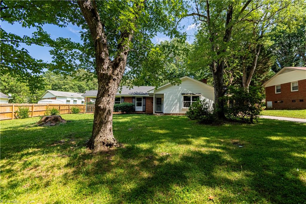 2821 Regent Park Lane Property Photo 1