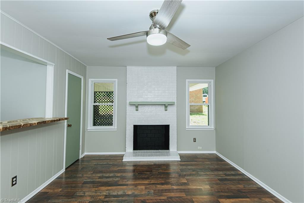2821 Regent Park Lane Property Photo 14