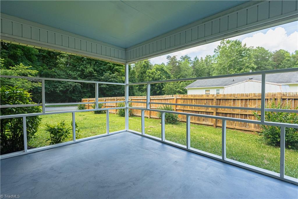 2821 Regent Park Lane Property Photo 35