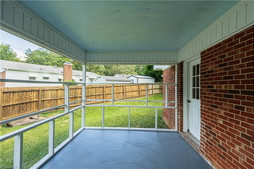 2821 Regent Park Lane Property Photo 36