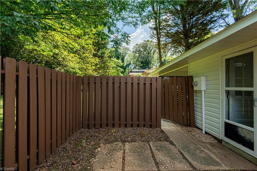 2821 Regent Park Lane Property Photo 39