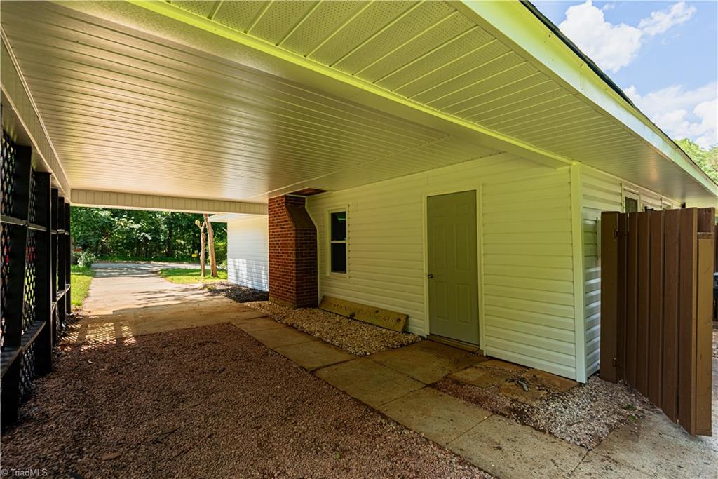 2821 Regent Park Lane Property Photo 40