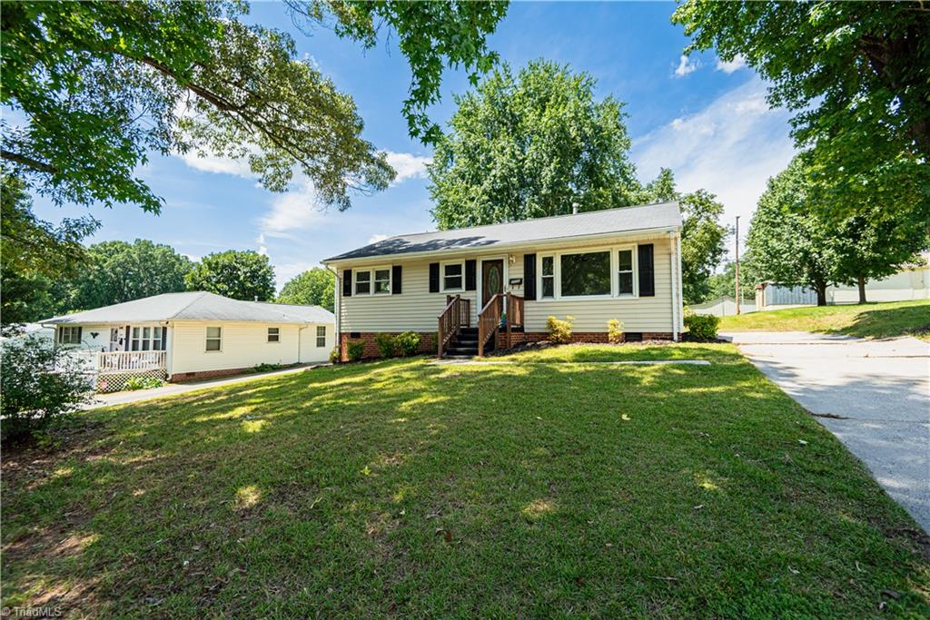 2112 Mckinney Street Property Photo 10