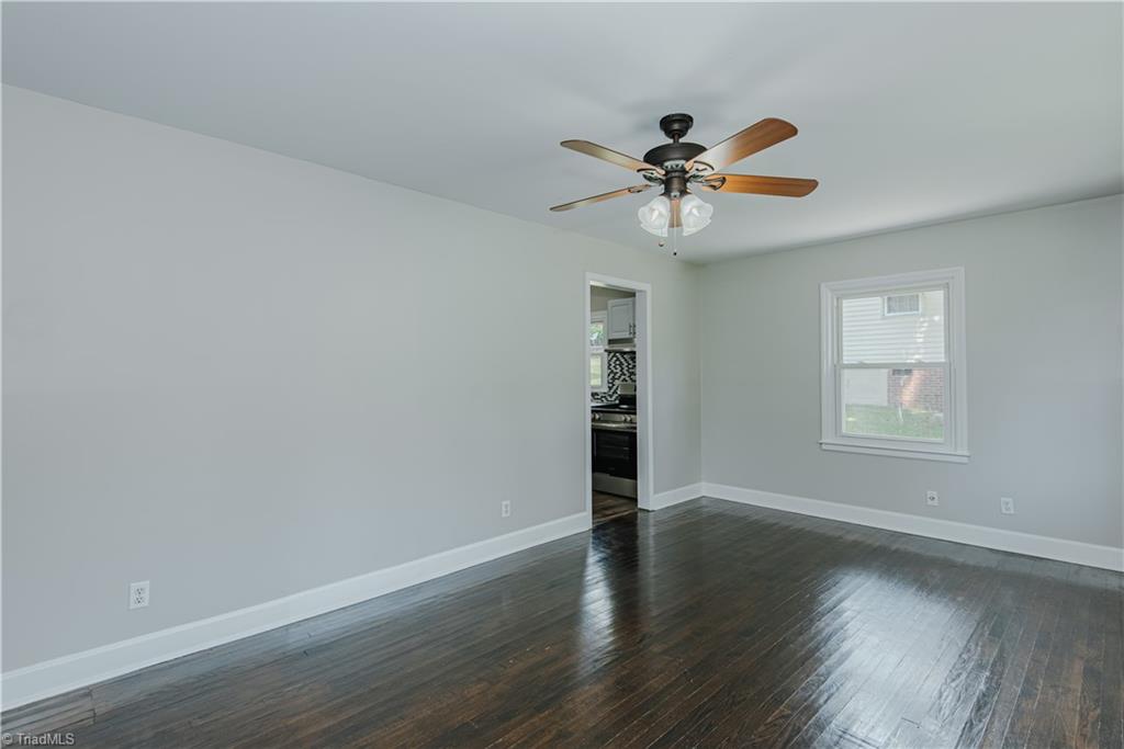 2112 Mckinney Street Property Photo 13