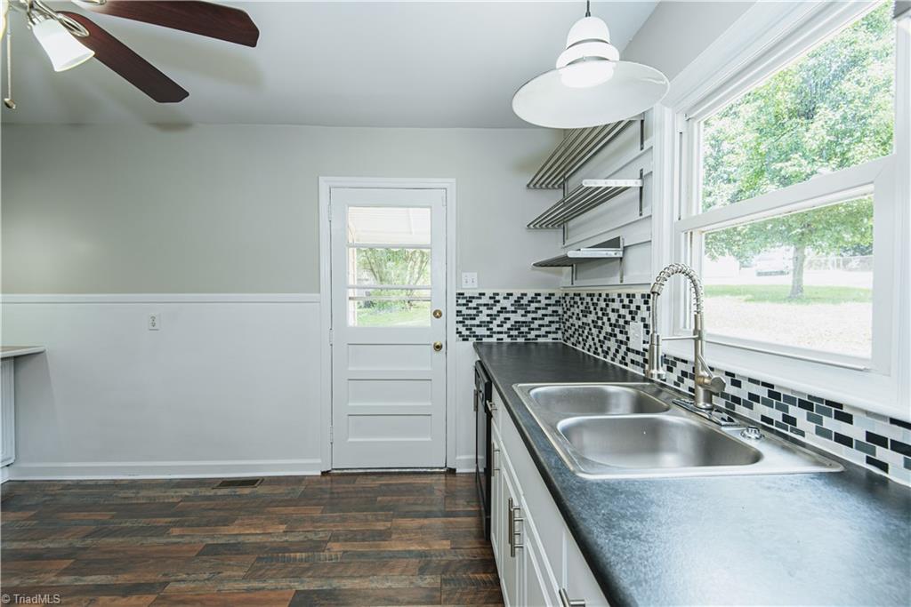 2112 Mckinney Street Property Photo 17