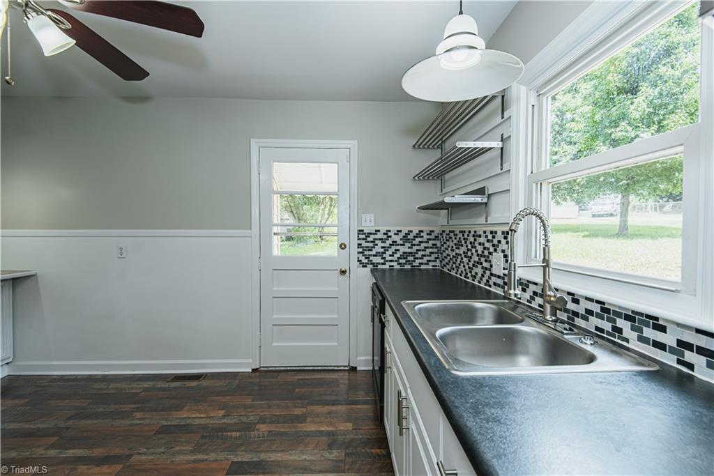 2112 Mckinney Street Property Photo 18