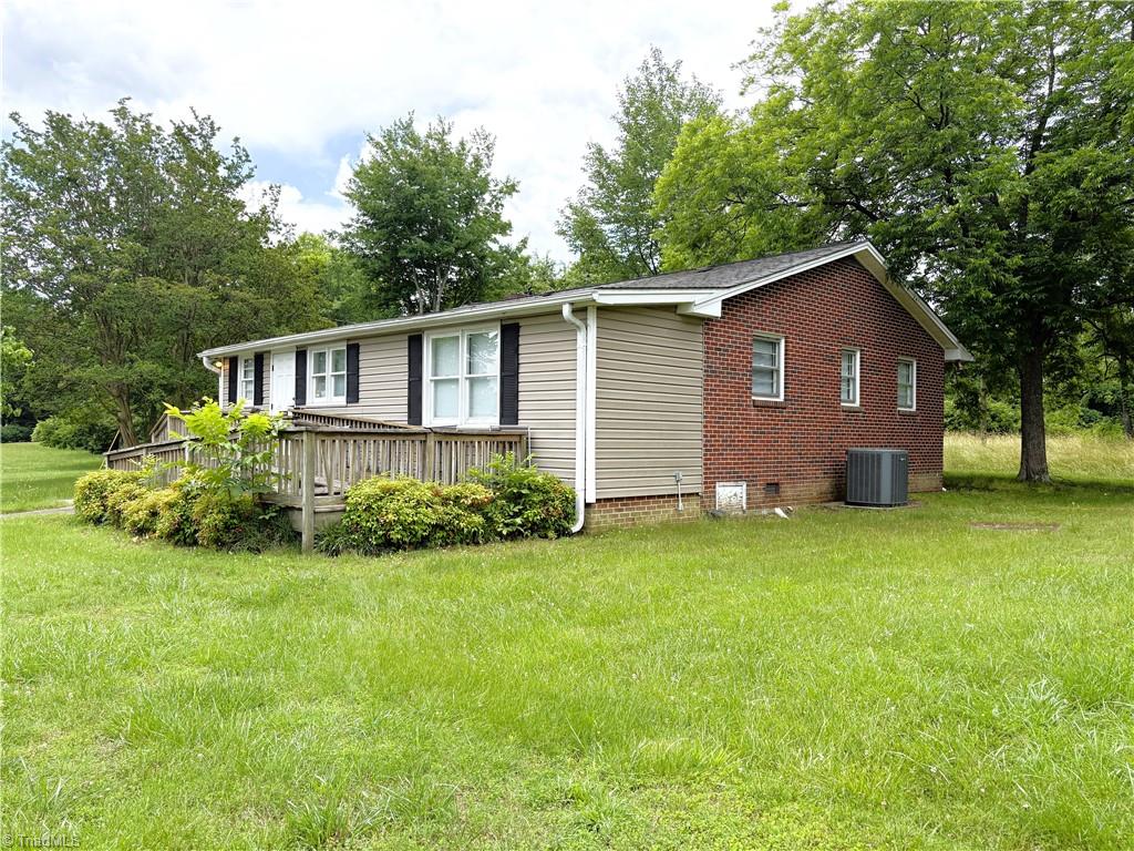 8318 Loyola Drive Property Photo 6
