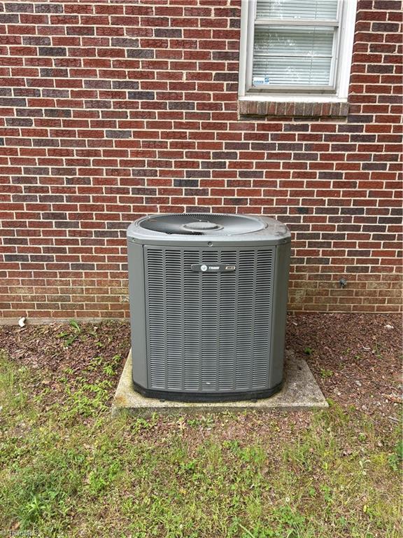 8318 Loyola Drive Property Photo 7