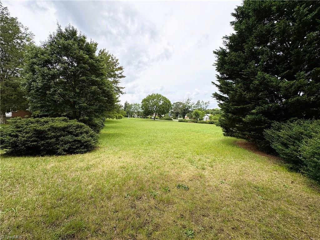 8318 Loyola Drive Property Photo 16