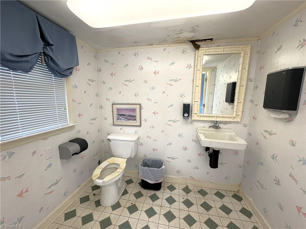 8318 Loyola Drive Property Photo 31