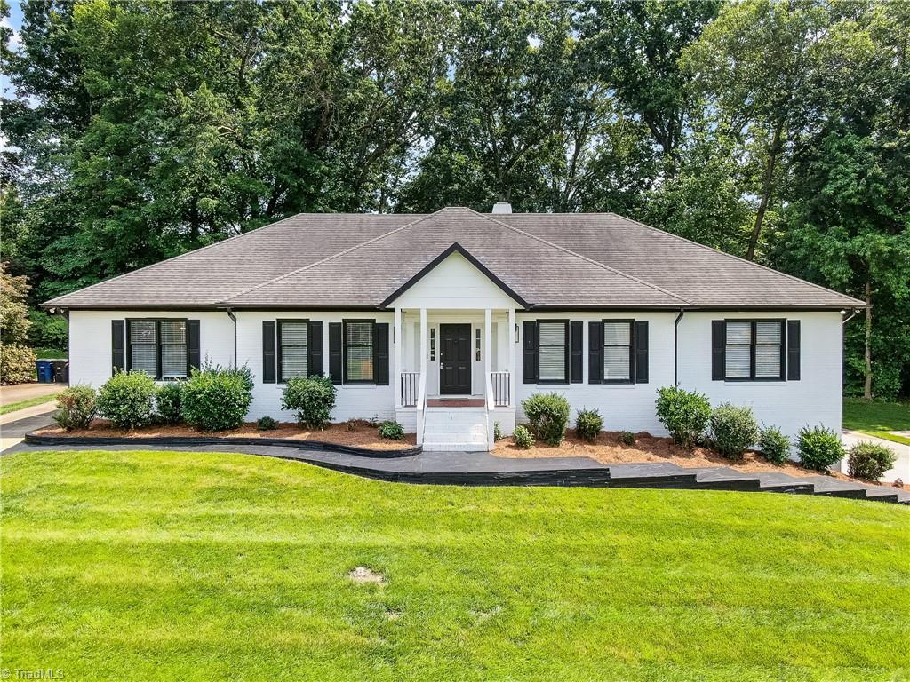 245 Heathcliff Place Property Photo 1