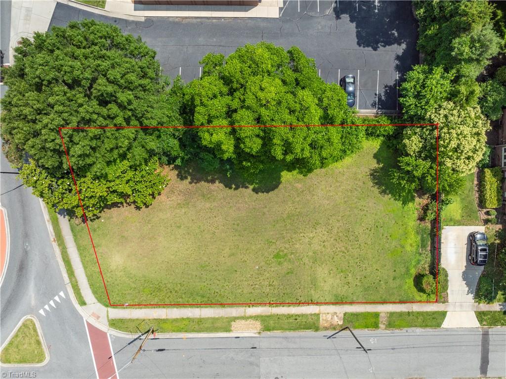 205 W Parkway Avenue Property Photo 1