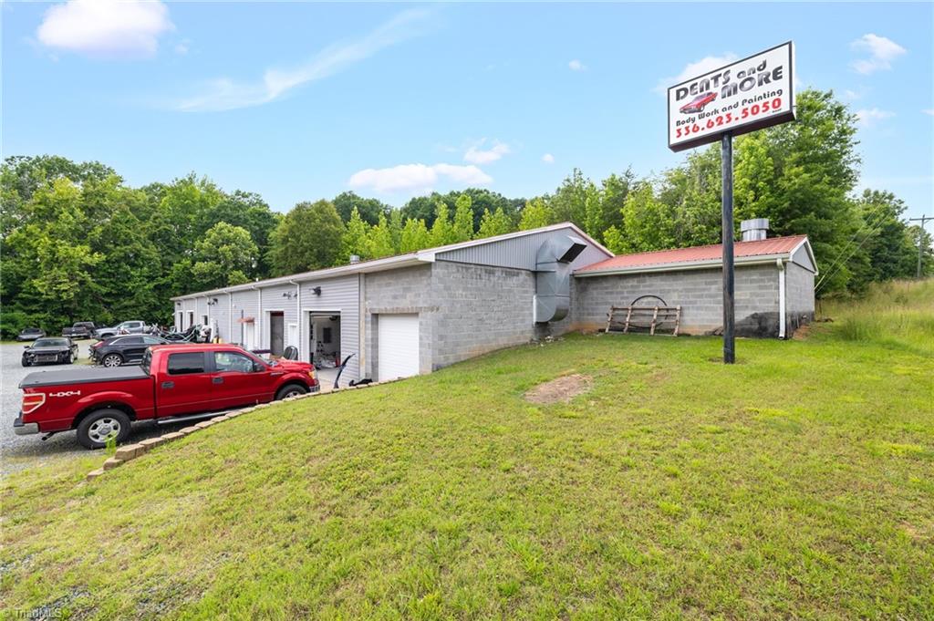 999 Van Buren Road Property Photo 4