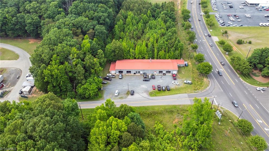 999 Van Buren Road Property Photo 27