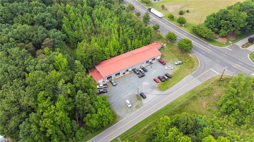 999 Van Buren Road Property Photo 31
