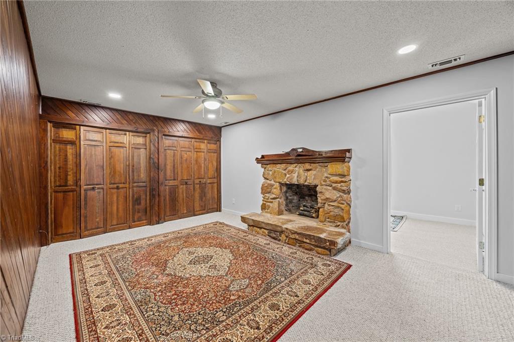 1902 Meadow Lake Lane Property Photo 9